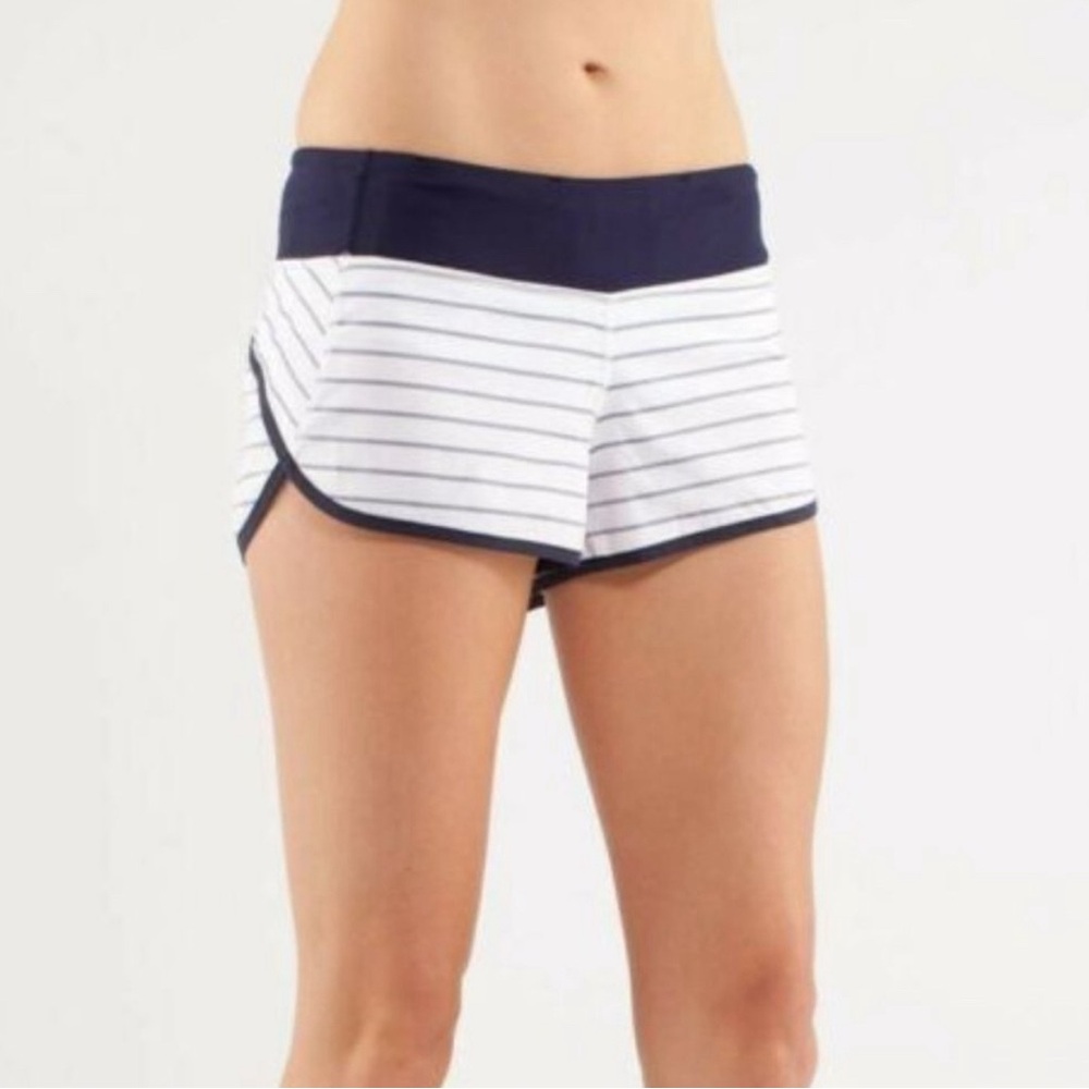 Lululemon Quiet Stripes Speed Shorts Navy Indigo Size 8 - Picture 1 of 6